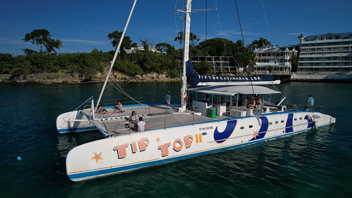 TIP TOP CATAMARAN