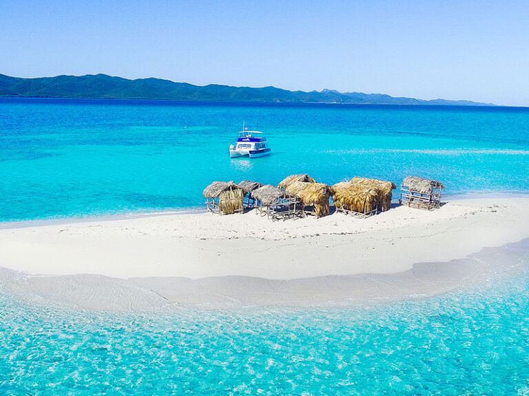Paradise Island V.I.P